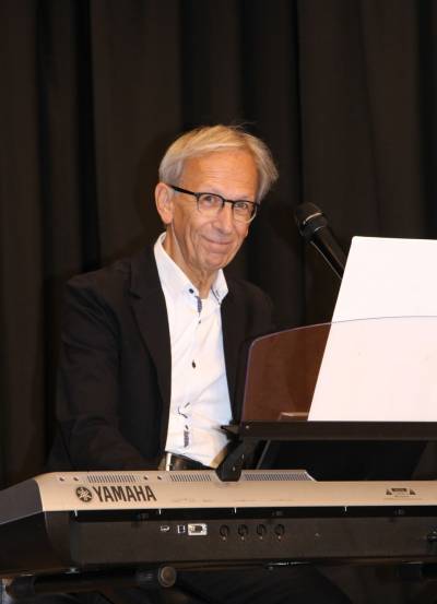 Herr Dietzel sorgte für die Begleitmusik 