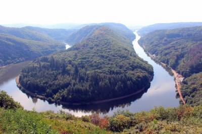Vom Aussichtspunkt Cloef an der Saarschleife